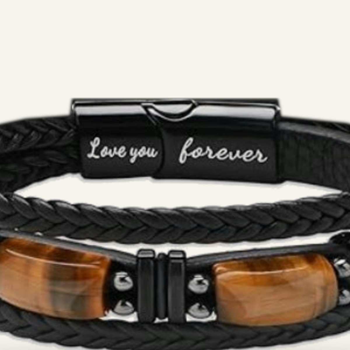 Close-up of the clasp engraved Love you forever